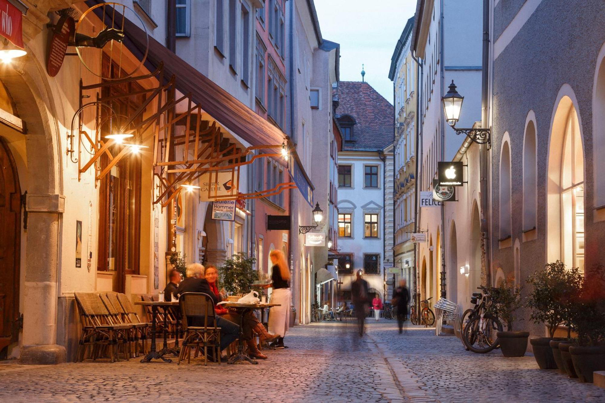 Hotel Orphee - Grosses Haus Regensburg Kültér fotó