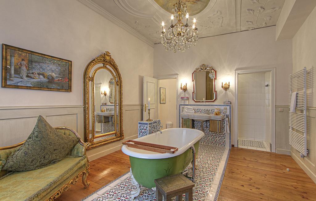 Hotel Orphee - Grosses Haus Regensburg Kültér fotó